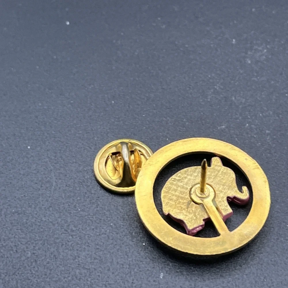 Shrine Circus Pink‎ Elephant Lapel Hat Pin